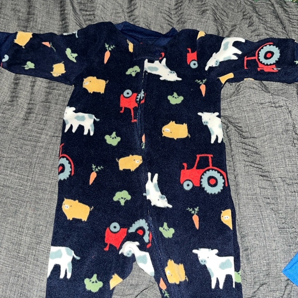 Baby clothes